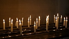 Bild: Kerzenreihe 02 – Klick zum Vergrößern