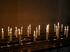 Bild: Kerzenreihe 02 – Klick zum Vergrößern